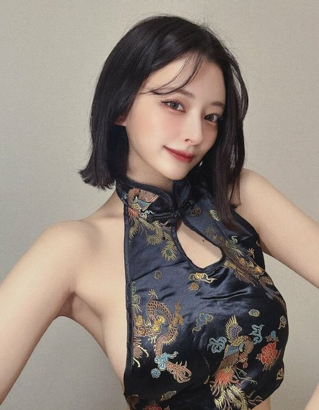 minachimaru exclusive actress photo