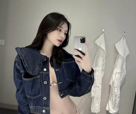 minachimaru high quality actress pics