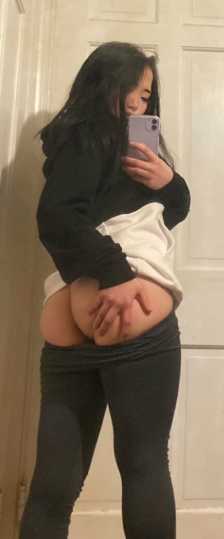 tofu thots model adult image