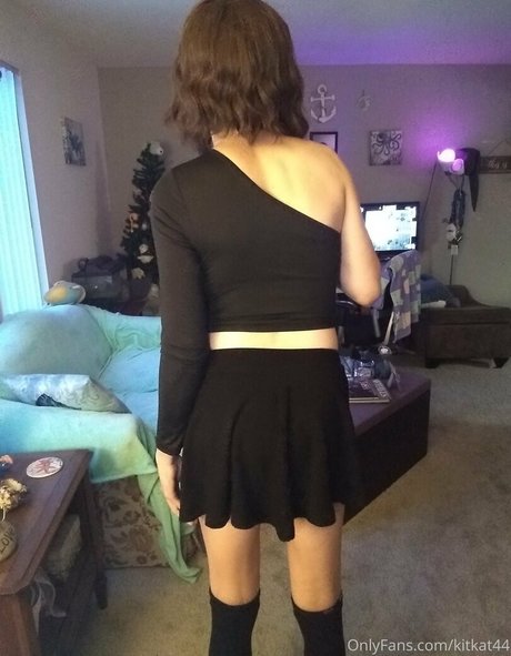 kitkat44 model sexy photo