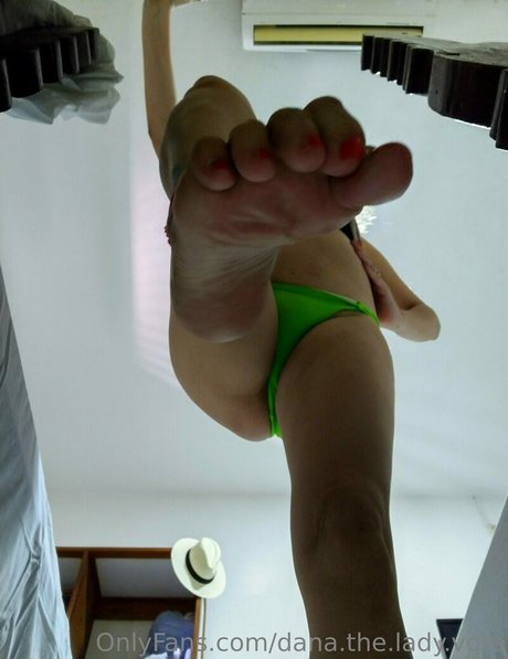 cum on glasses onlyfans naked pics