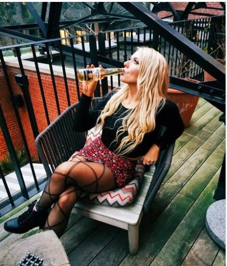 Session Moth Martina xxx star pictures