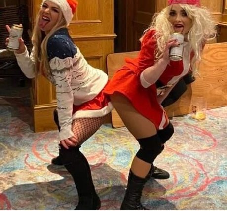 Session Moth Martina star sexy image