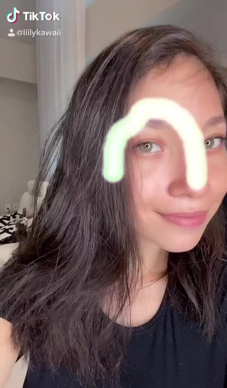 Lily Kawaii free star picture