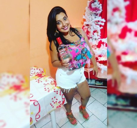 Brunna Fonseca star erotic pic