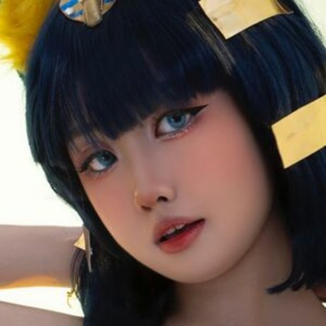 Higashi free model pics