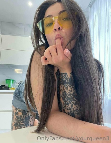 yourqueen3 model free pic