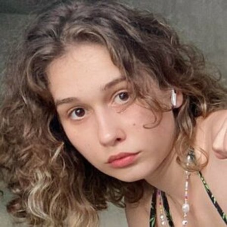 naaami pornstar pretty pic