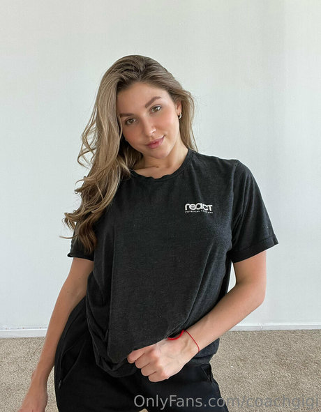 busty redhead onlyfans nudes img