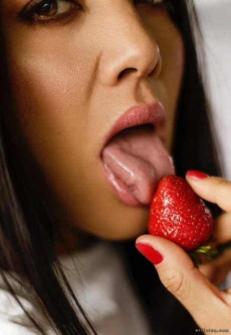 Erika Fernandez model xxx pictures