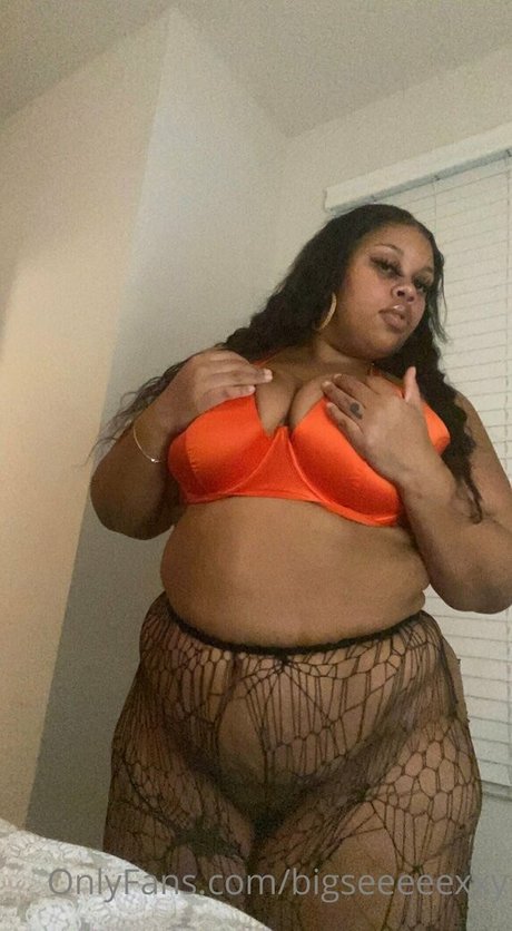 bigseeeeexxy model high quality images