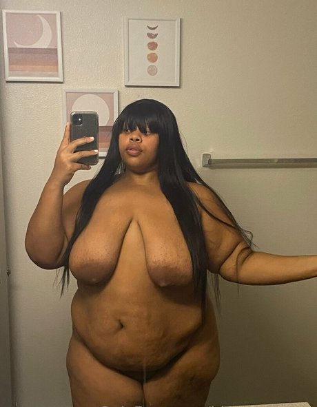 bigseeeeexxy porn actress image