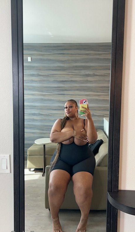 bigseeeeexxy top actress photo