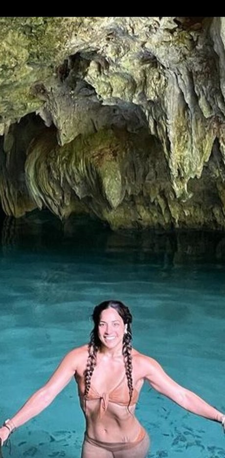 Raquel Rodriguez art model pictures