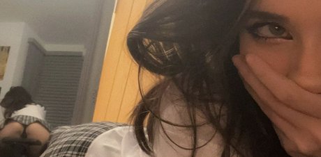 okmelody model pornographic image