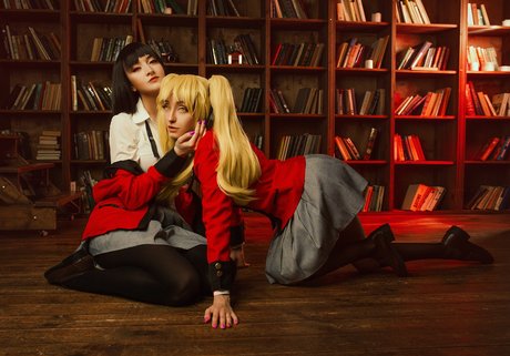 Sugoi Kate adult model images