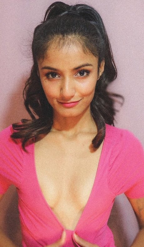 Viva Athena best pornstar img