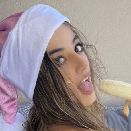 freakydesi nice model pictures