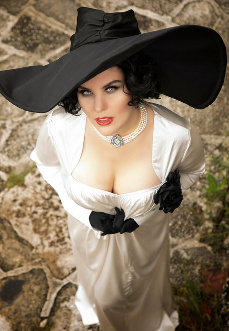 DannyCozplay model sexy images