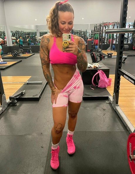 Miss Lindsay Q pornstar hot img