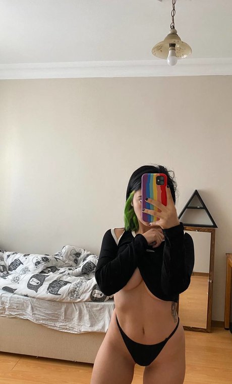 ruhsuzkahpe31 exclusive model galleries