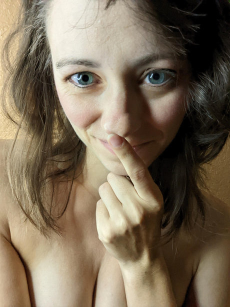 tanacake model exclusive gallery