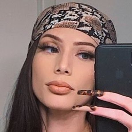 audreybvby__ perfect model pic