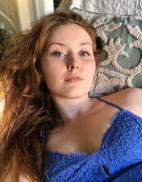 teenyfaery hot actress picture