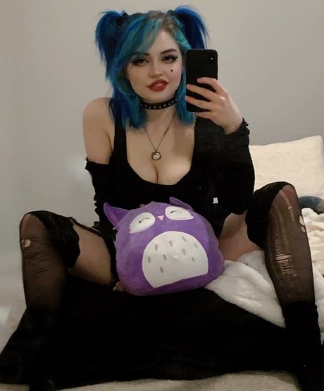 Queen Nephilim pornstar exclusive picture