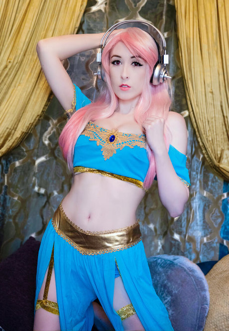 Eroticneko model adult gallery