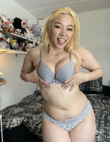 Celeste Orchid model porn pictures