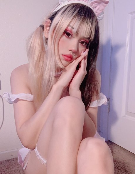 Dracuina beautiful actress image