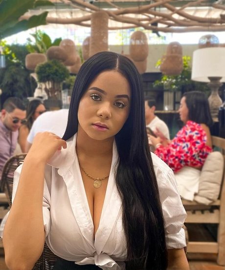 feet milf onlyfans beautiful naked pic