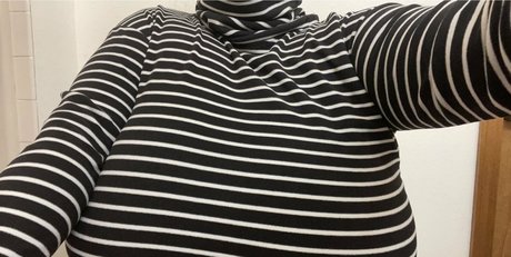 Rileslit erotic actress pics