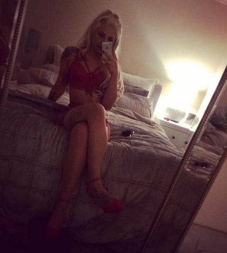 harrietellenshaw perfect pornstar pic