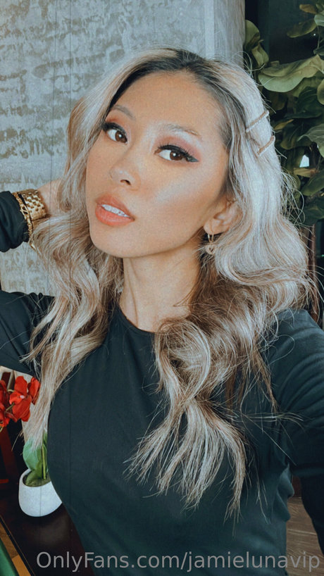 Adventuresof RxB erotic actress archive