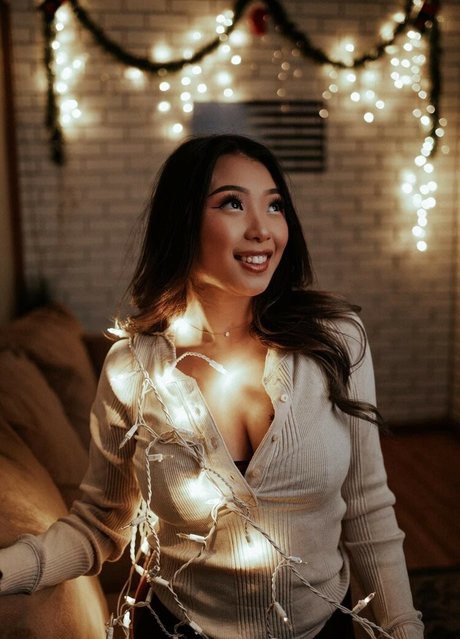 Lizzievx high quality pornstar archive