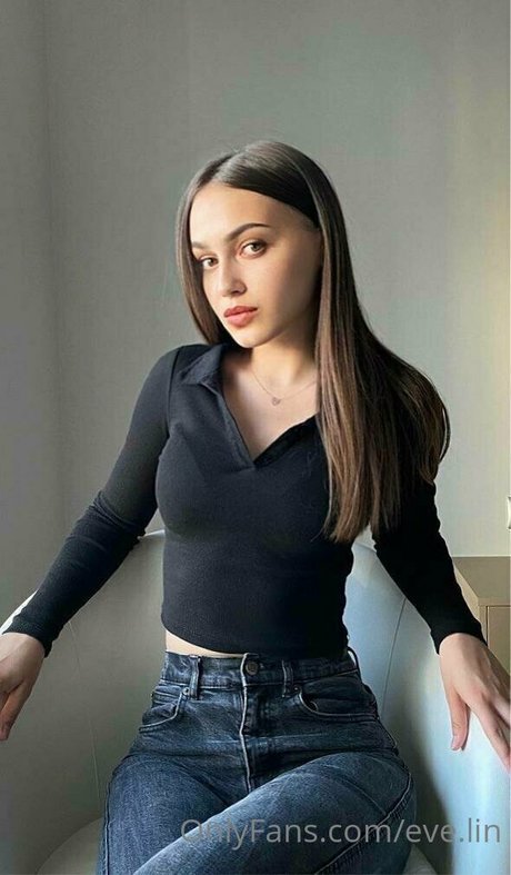 eve lin erotic model picture