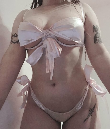 ladyboy asian onlyfans hot sexy pic