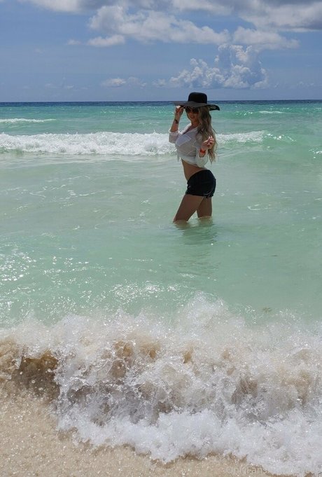 pink hair onlyfans adult images