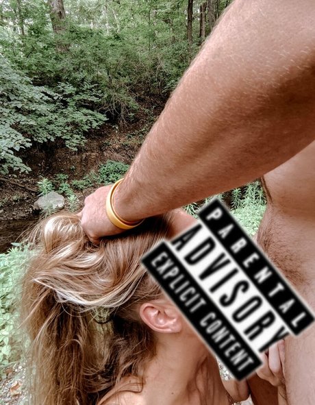 bakedblondi model sexy picture