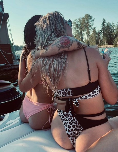 wtkhxrated model sex image