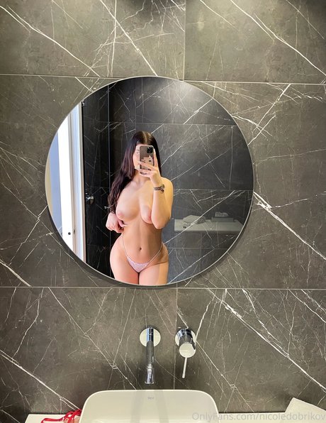 Nicole Dobrikov pornstar hot pic