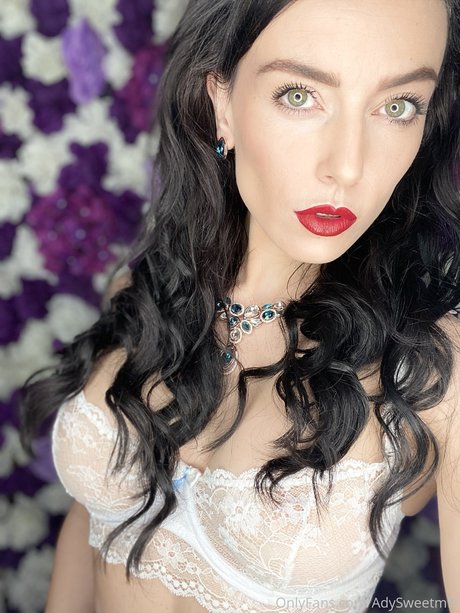 Adysweet model erotic gallery