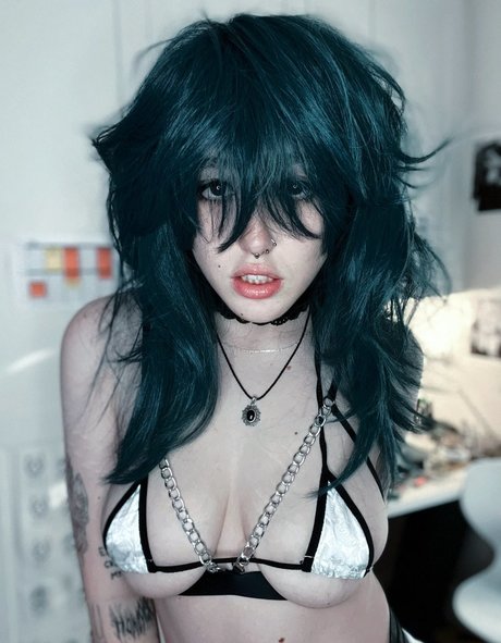 Moshpitmi model pretty pictures