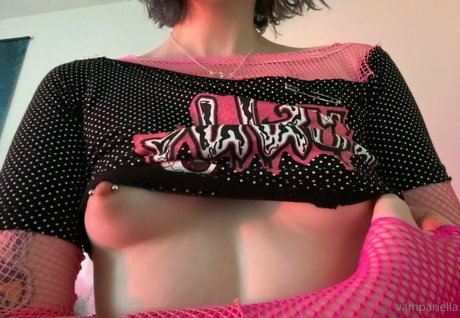 vamparie pornstar naked pic