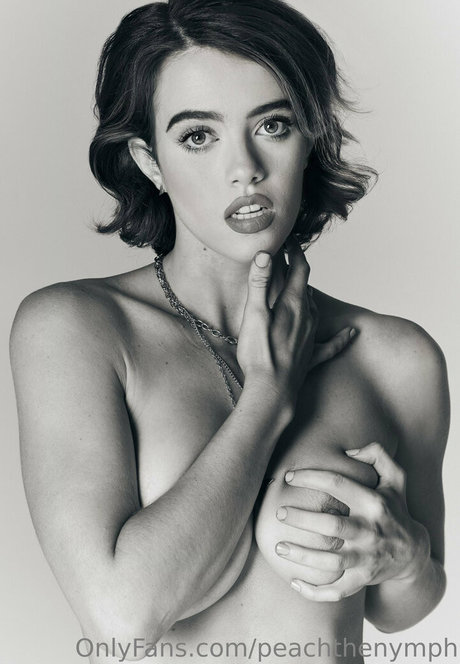 Peach Kennedy model porn gallery