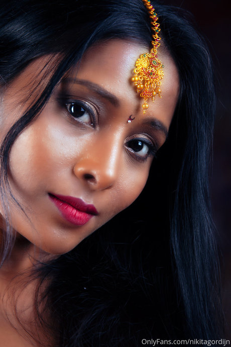 Nikita Gordijn erotic pornstar gallery