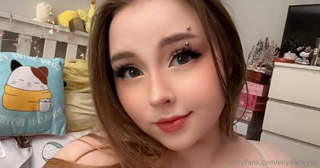 Enyaarwyen star nudes pictures