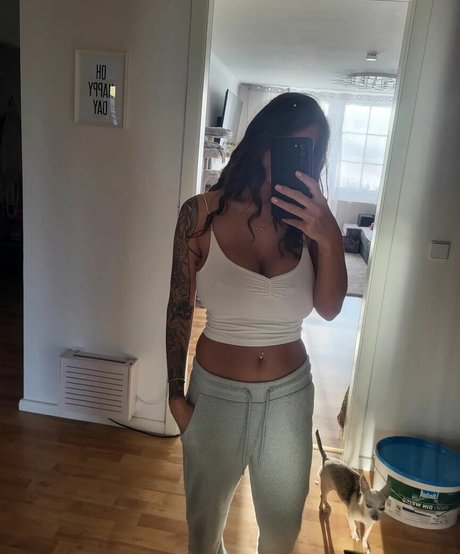 KaitySun nude star picture